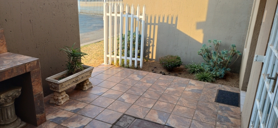 2 Bedroom Property for Sale in Sasolburg Free State